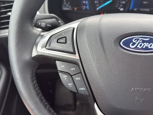 Certified 2024 Ford Edge Titanium AWD/4WD image 23