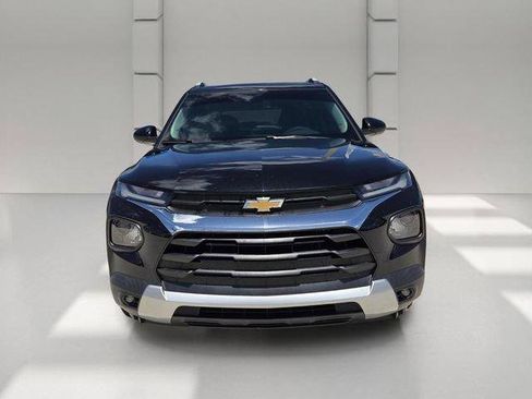 Certified 2021 Chevrolet TrailBlazer LT w/ Convenience Package FWD image 8