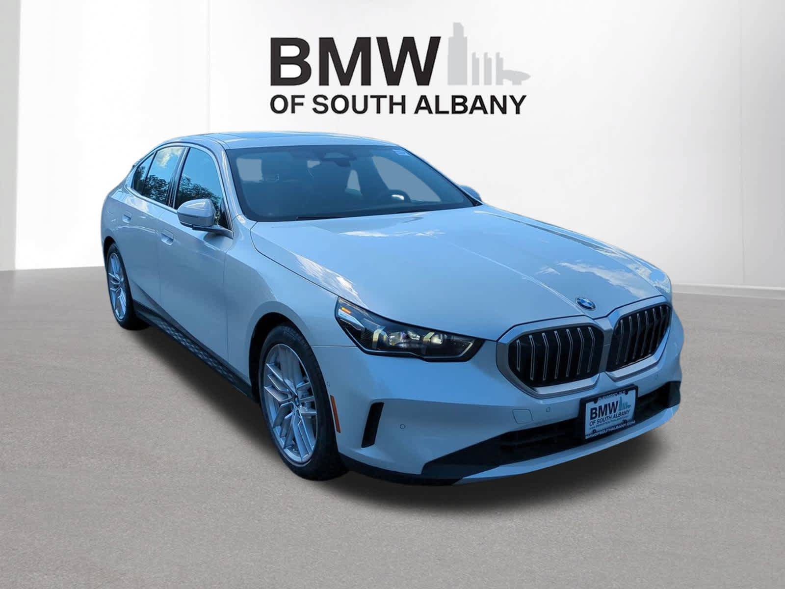 Used 2024 BMW 530i xDrive w/ Premium Package AWD/4WD image 1