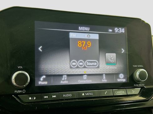 Used 2025 Nissan Pathfinder Rock Creek AWD/4WD image 12