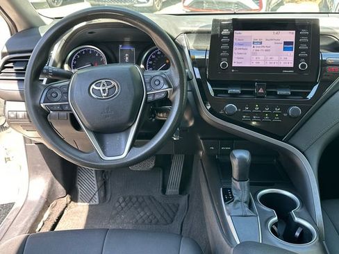 Used 2021 Toyota Camry LE FWD image 13