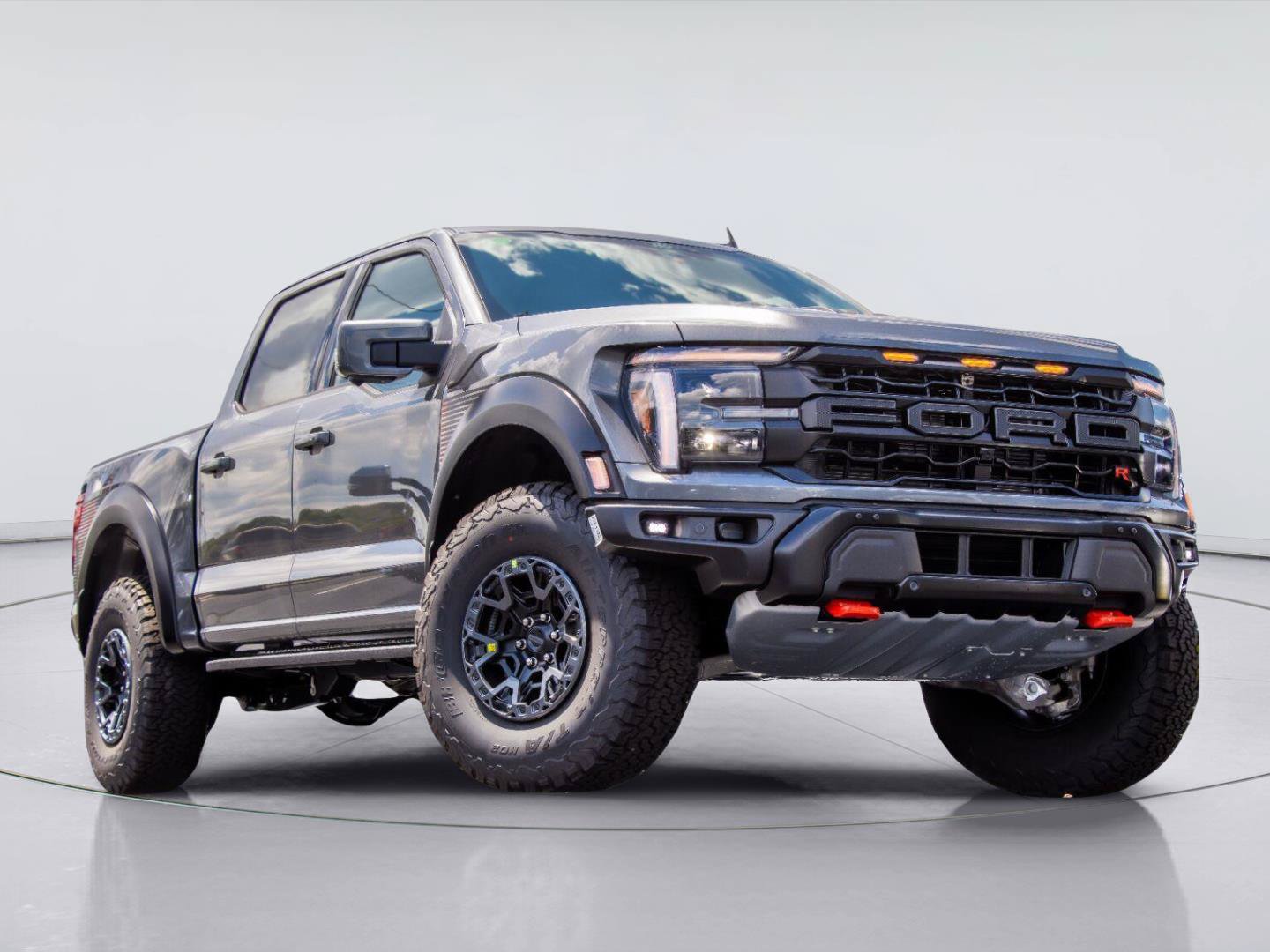 Used 2026 Ford F150 Raptor w/ Equipment Group 803A Raptor R AWD/4WD image 3