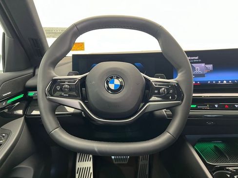 Certified 2024 BMW 530i w/ Premium Package RWD image 16