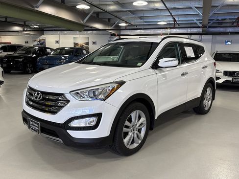 Used 2013 Hyundai Santa Fe Sport 2.0T FWD image 5