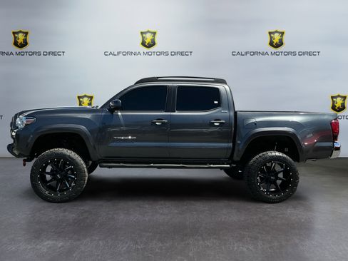 Used 2023 Toyota Tacoma SR5 RWD image 8