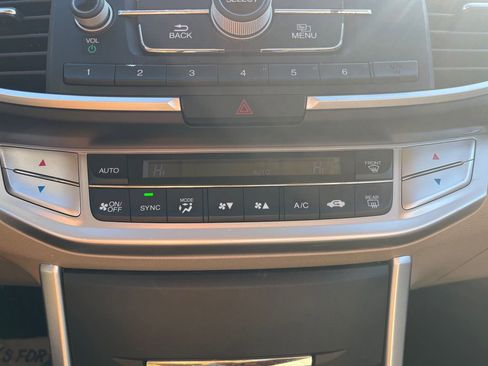 Used 2013 Honda Accord LX image 20