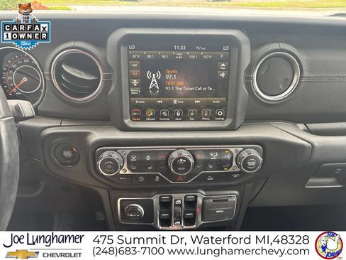 Used 2022 Jeep Wrangler Unlimited Sahara w/ LED Lighting Group AWD/4WD image 15