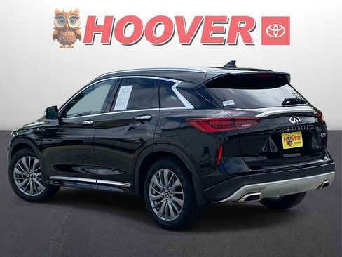 Used 2024 INFINITI QX50 Luxe w/ Accent Package FWD image 8