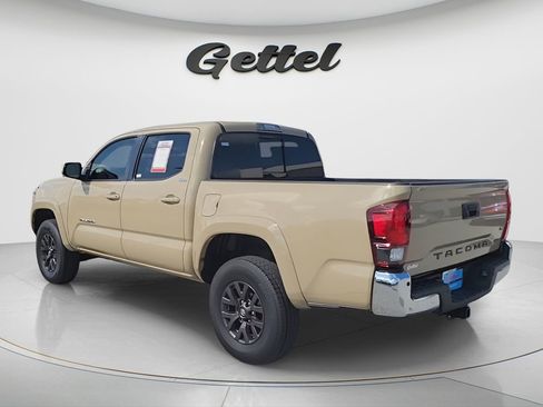 Used 2020 Toyota Tacoma SR5 image 11