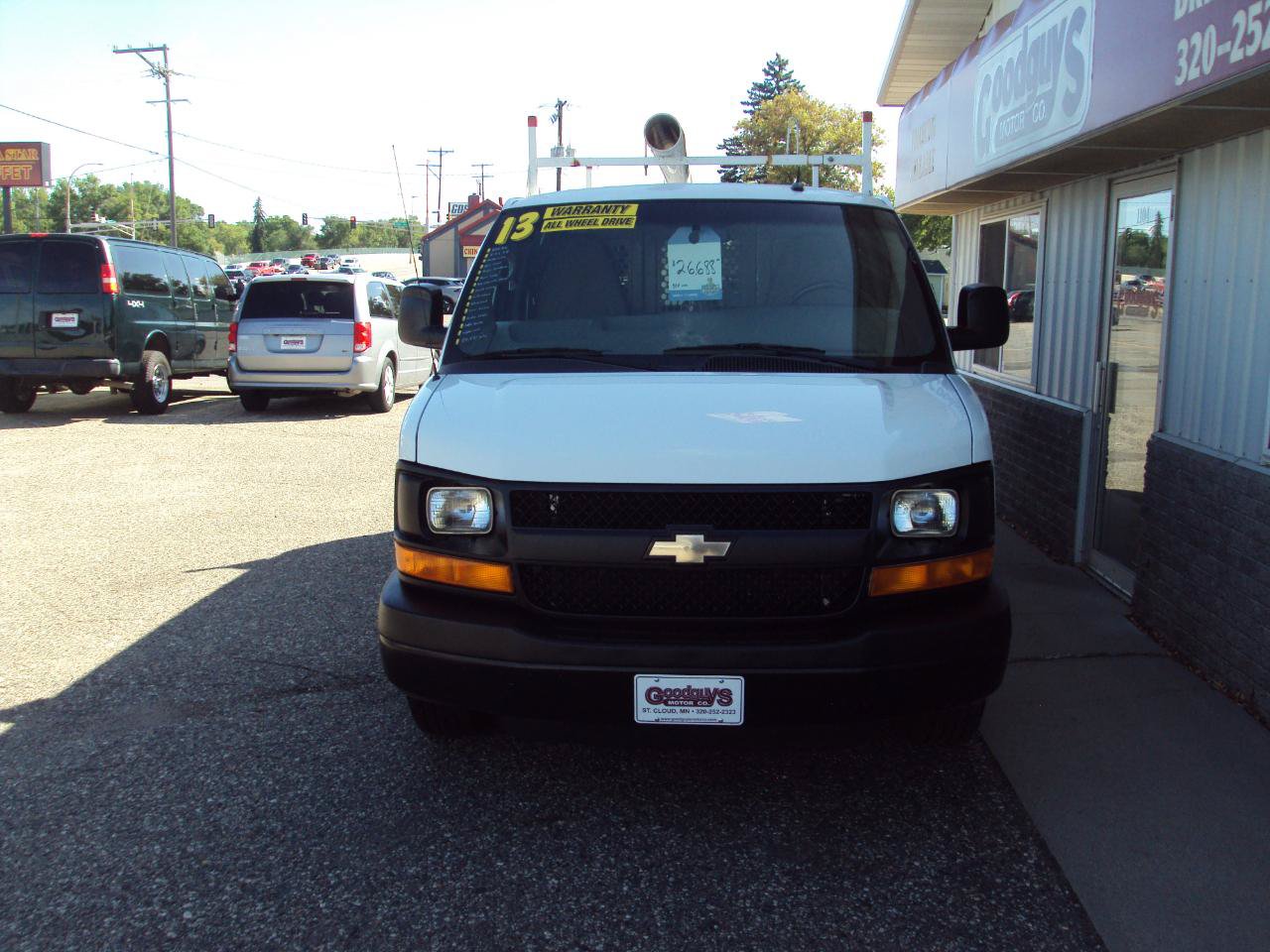 Used 2013 Chevrolet Express 1500 AWD image 3