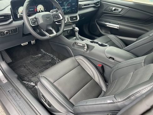 New 2026 Ford Mustang GT Premium w/ GT Performance Package RWD image 10
