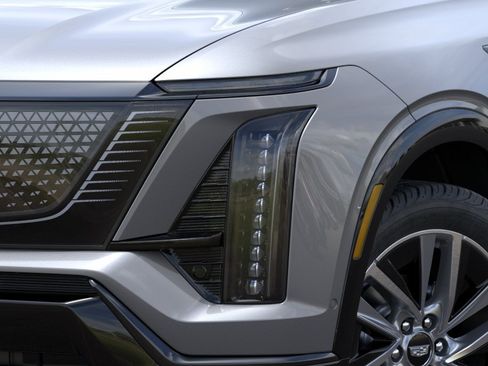 New 2027 Cadillac Vistiq Luxury AWD/4WD image 10