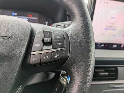 New 2026 Ford Maverick XL image 27