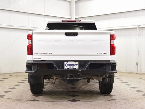 Used 2025 Chevrolet Silverado 2500 Custom w/ Custom Value Package AWD/4WD image 7