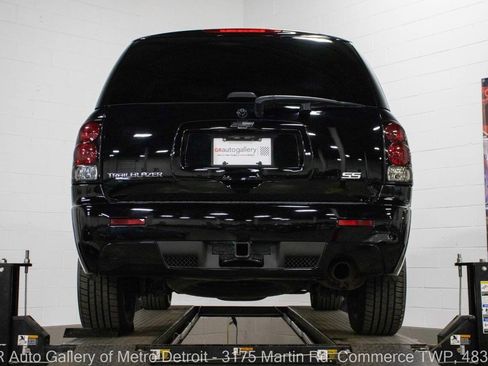 Used 2008 Chevrolet TrailBlazer SS w/ Sun And 6-Disc Cd Package AWD/4WD image 20
