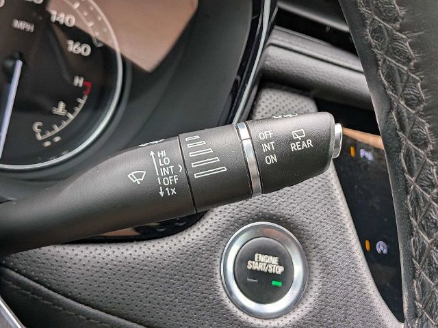 Used 2021 Cadillac XT5 Luxury FWD image 33