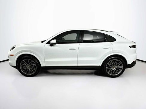 Certified 2026 Porsche Cayenne Coupe AWD/4WD image 2