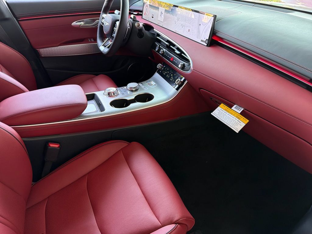 New 2026 Genesis GV70 2.5T Sport Prestige AWD/4WD image 16