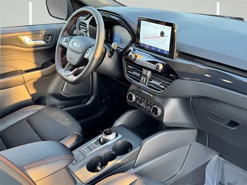 New 2026 Ford Escape ST-Line w/ Cold Weather Package image 6