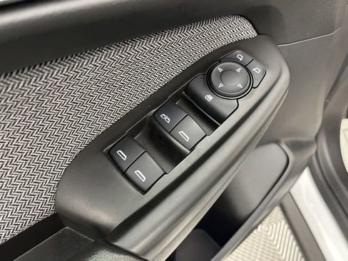 Used 2025 Chevrolet TrailBlazer LT FWD image 25