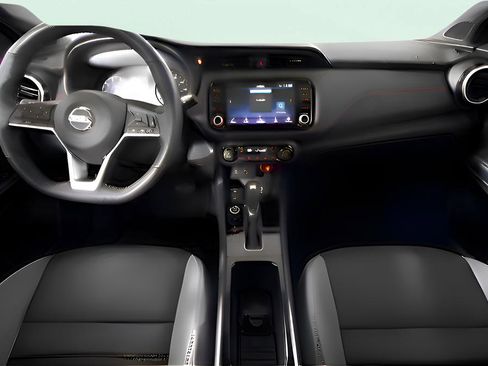 Used 2021 Nissan Kicks SR w/ SR Premium Package image 26