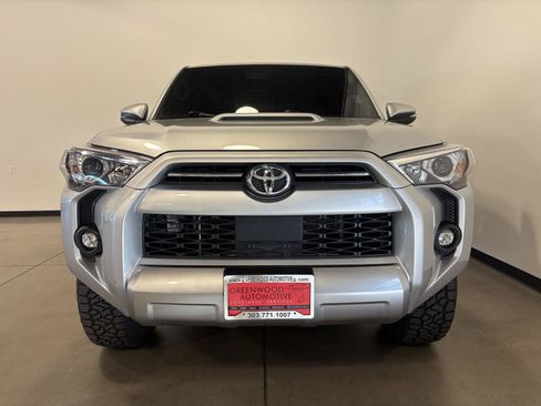 Used 2023 Toyota 4Runner TRD Off-Road Premium AWD/4WD image 8