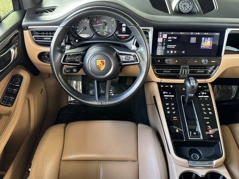 Used 2022 Porsche Macan AWD/4WD image 13