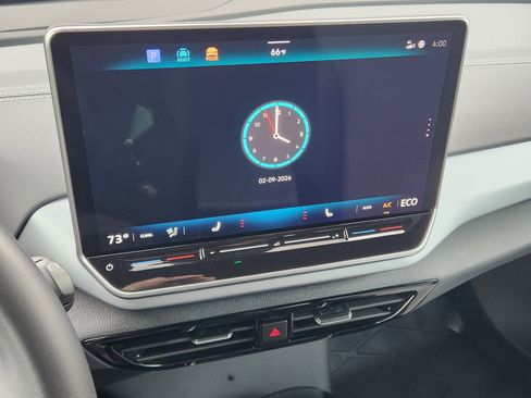 Used 2024 Volkswagen ID.4 Pro image 13