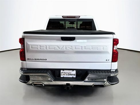 Used 2023 Chevrolet Silverado 1500 LT w/ Z71 Off-Road Package AWD/4WD image 8