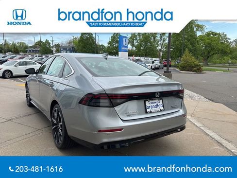 Used 2023 Honda Accord Touring image 4