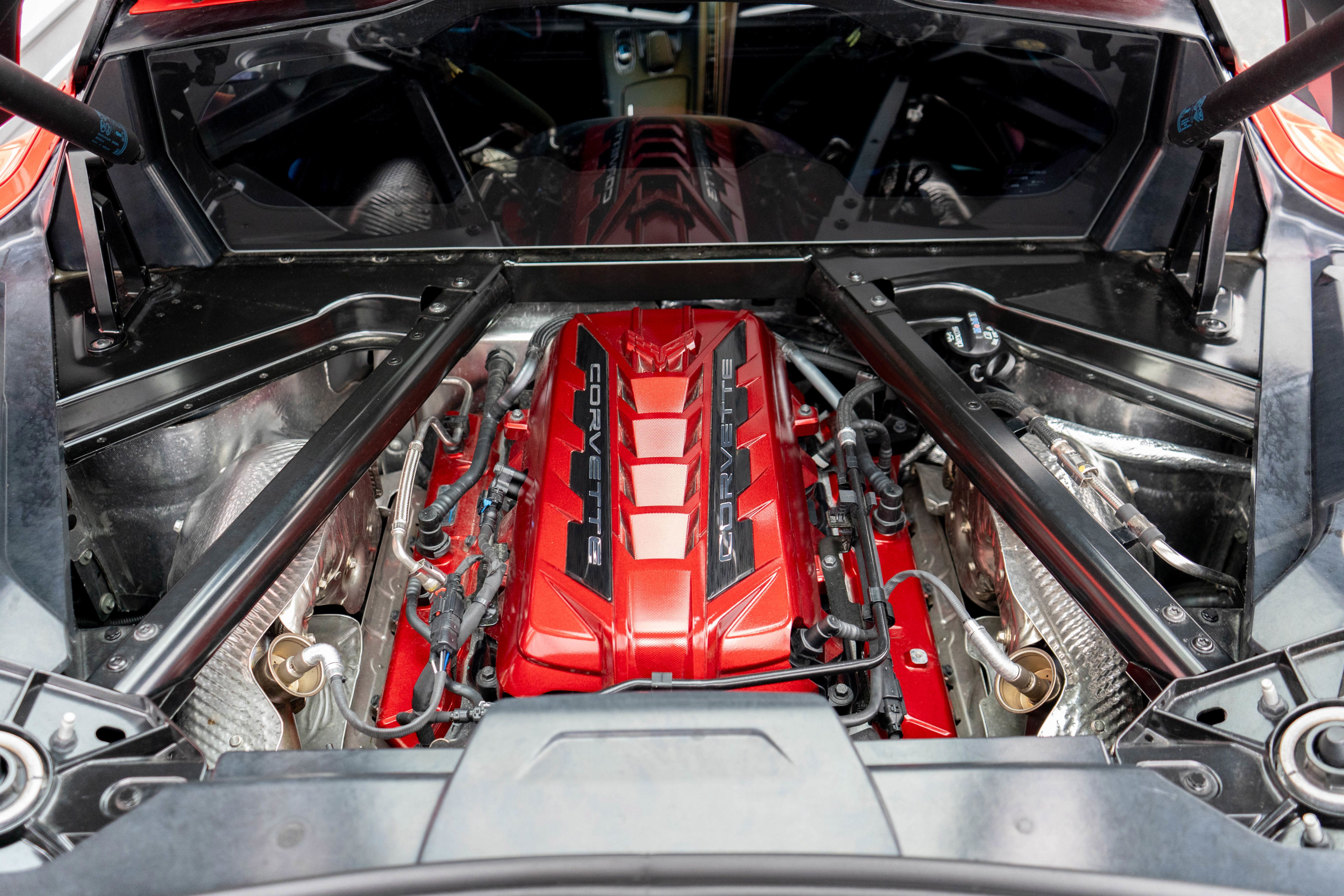 Used 2024 Chevrolet Corvette Stingray Premium Cpe w/ Z51 Performance Package RWD image 34