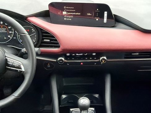 New 2026 MAZDA MAZDA3 2.5 S Hatchback w/ Premium Pkg image 18