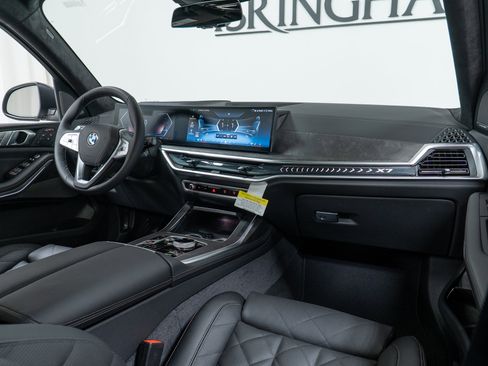 New 2026 BMW X7 xDrive40i w/ Executive Package image 14