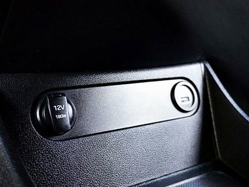 Certified 2023 Hyundai Santa Fe SEL image 30