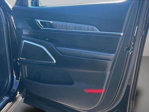 Used 2023 Kia Telluride SX image 18