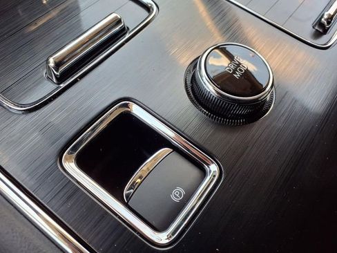 New 2026 Lincoln Aviator 2WD image 16