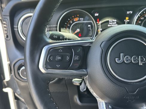 Used 2023 Jeep Wrangler Unlimited Sahara w/ Cold Weather Group AWD/4WD image 27