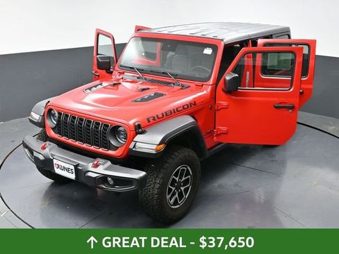 Used 2024 Jeep Wrangler Unlimited Rubicon AWD/4WD image 69
