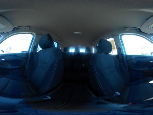 Used 2025 Nissan Rogue SV AWD/4WD image 43