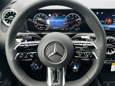 New 2026 Mercedes-Benz GLA 35 AMG 4MATIC image 22