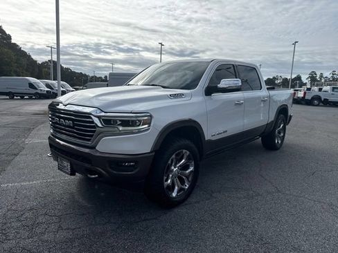 Used 2022 RAM 1500 Limited AWD/4WD image 11