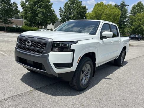 New 2026 Nissan Frontier SV w/ SV Convenience Package RWD image 3