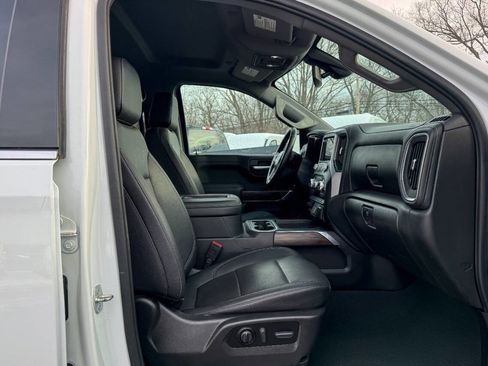Used 2022 GMC Sierra 1500 SLT w/ SLT Premium Plus Package image 14