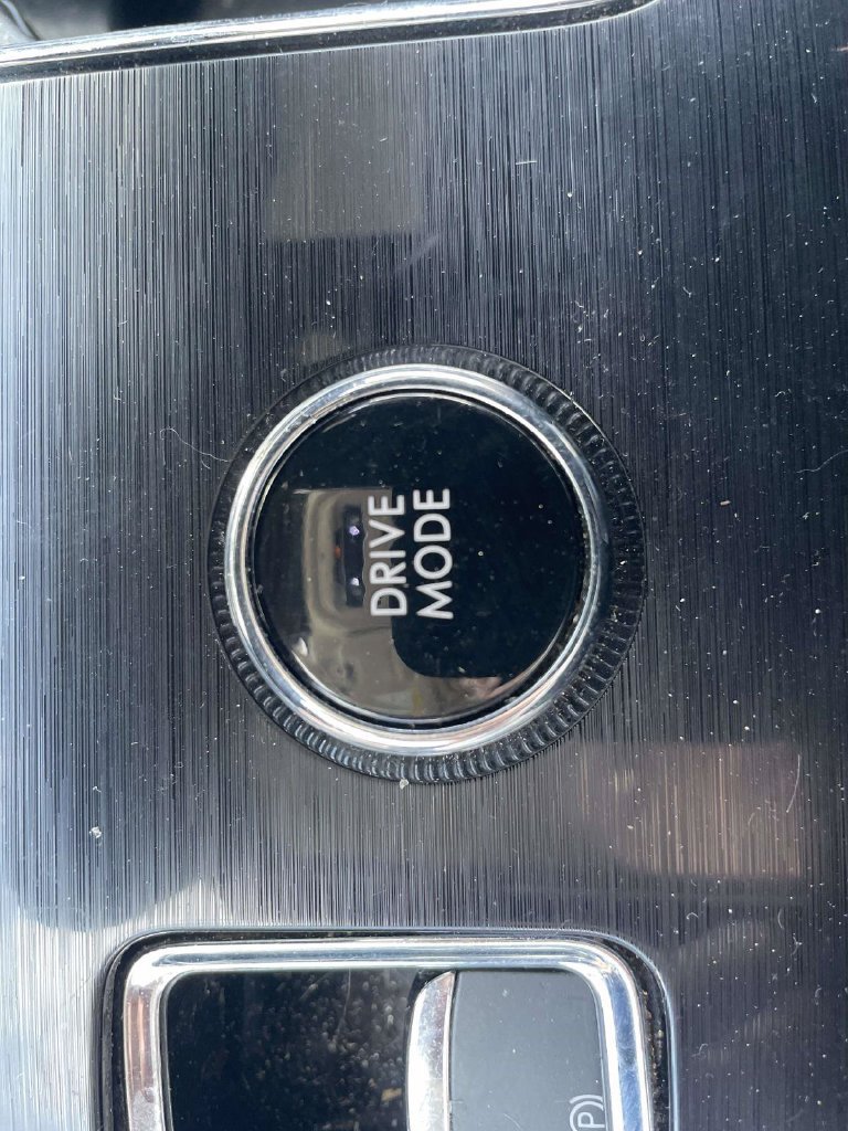 Used 2024 Lincoln Aviator 2WD w/ Premium Package image 23
