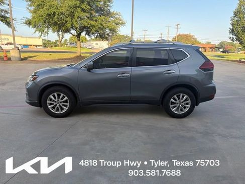 Used 2019 Nissan Rogue S w/ Special Edition Package FWD image 6