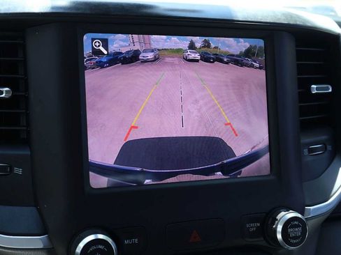 Used 2019 RAM 1500 Big Horn AWD/4WD image 29