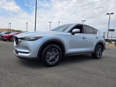 Used 2020 MAZDA CX-5 Touring FWD image 2
