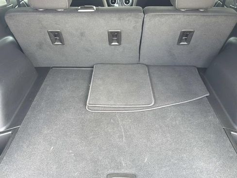Used 2025 Chevrolet Blazer LT FWD image 24
