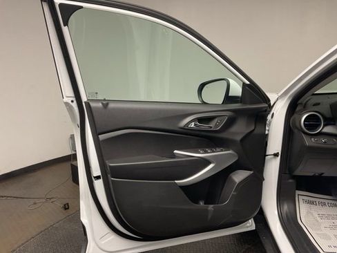 New 2026 Chevrolet Trax LS image 9