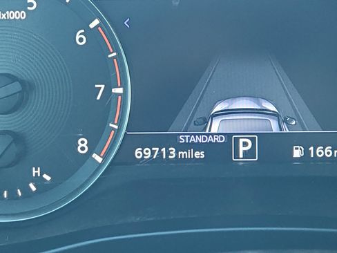 Used 2023 INFINITI QX55 Luxe w/ Cargo Package image 2